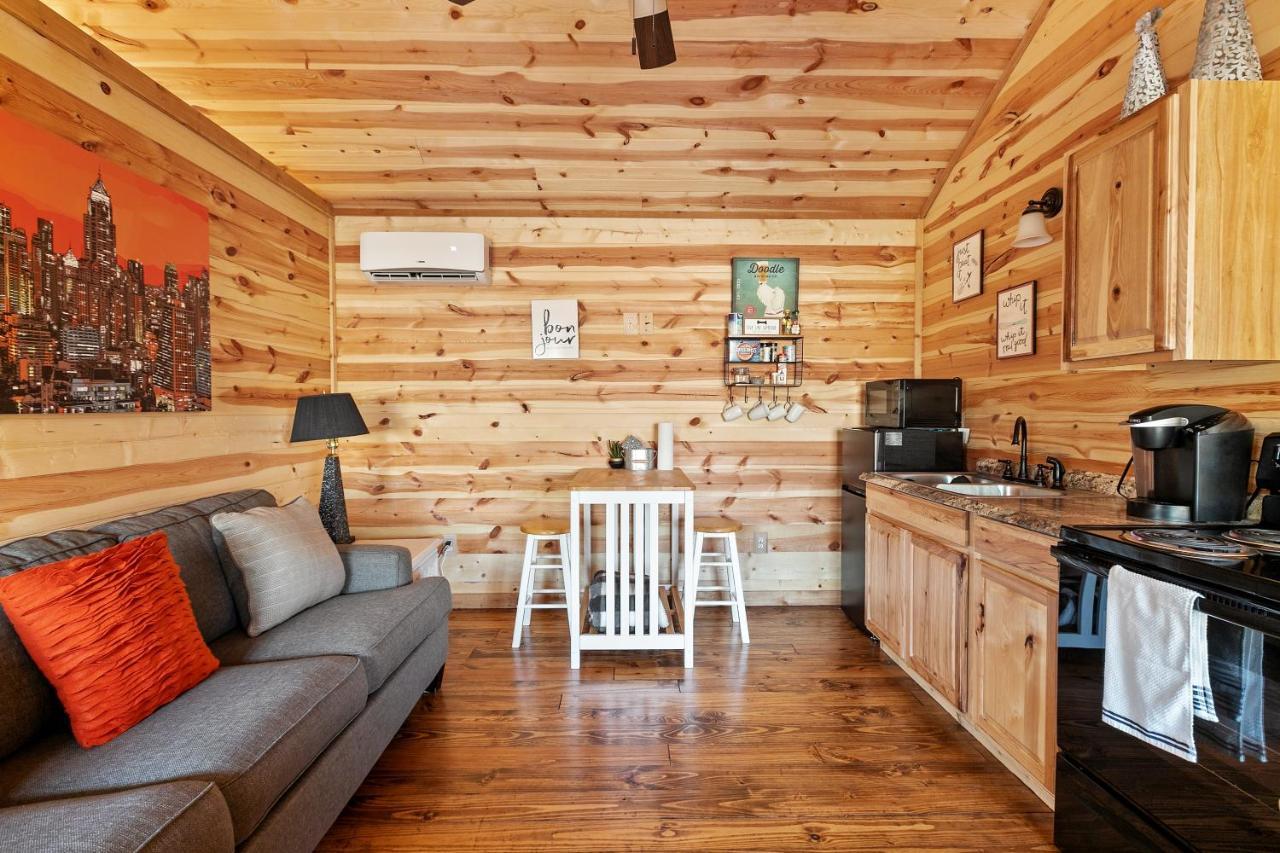 Hr Cabin 3- The Little Bear Cabin Фредериксберг Экстерьер фото